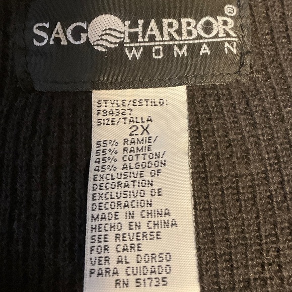 Sag Harbor Black Cardigan with White Floral Embroidery - Picture 7 of 8